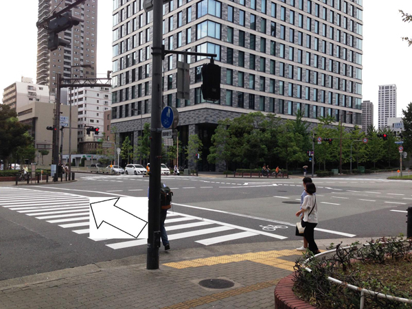 「土佐堀1」の交差点